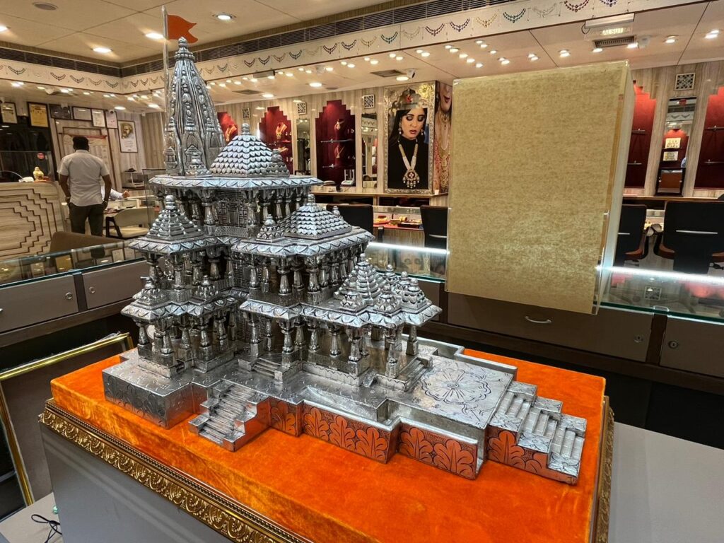 Surat Jeweler's Gift To PM Modi